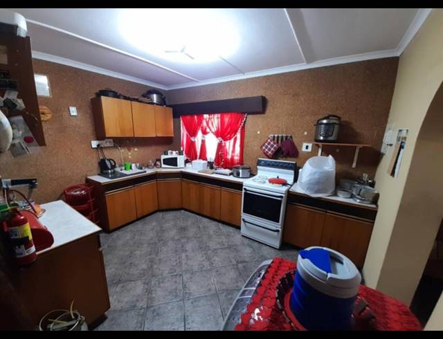3 BEDROOM HOUSE FOR SALE IN DAL FOUCHE